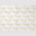Papier Mousseline Gold Winter Feuilles Berries White Christmas<br><div class="desc">Ajoutez une touche de luxe de vacances à vos cadeaux avec ce papier de tissu à thème de Noël magnifiquement festif. Doté d'un arrière - plan blanc immaculé et décoré d'un motif de feuilles d'hiver dorés et de baies, ce design dégage élégance et charme saisonnier. Les délicats détails dorés des...</div>
