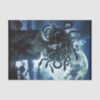 Jeune Méduse jolie par la Lune & l'Océan