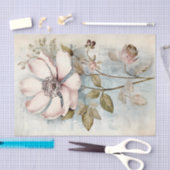 Papier Mousseline Large Slightly Abstract Pale Pink Long Stem Peony (Artisanat)