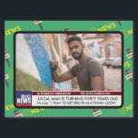 Papier Mousseline Mens Funny 40th Birthday TV News 50th 60th<br><div class="desc">BIG NEWS 40th Birthday Hommes's Funny Breaking News TV Graphic. Est-il au-dessus de la colline ? Utilisez les boutons de personnaliser et les touches fléchées pour déplacer l'image en place... . La grande nouvelle est en train de se produire. Entièrement modifiable et facile à modifier le texte. Changez la photo...</div>