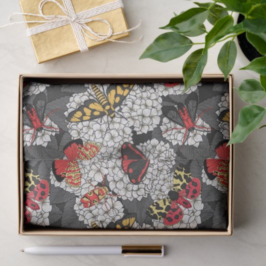 Papier Mousseline Nappes phréatiques sur hydrangée blanche (Cadeau)