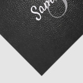 Papier Mousseline Nom du monogramme personnalisé Faux Cuir noir Text (Détail)