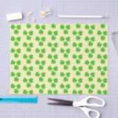 Papier Mousseline Shamrocks sur Pale Yellow (Artisanat)