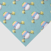 Papier Mousseline The chickens paint a colorful Easter egg (Détail)