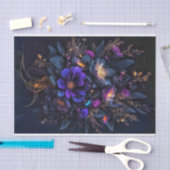 Papier Mousseline Trois fleurs sombres parsemées d'étincelles dorées (Artisanat)