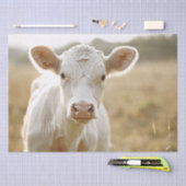 Papier Mousseline Vache blanche dans le dédécoupage de champ de ferm (Artisanat)