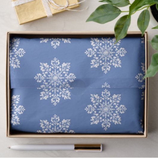 Papier Mousseline Vintage Chinoiserie Holiday Blue White Snowflakes