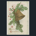 Papier Mousseline Vintage Christmas Bell (À feuillage persistant) Ti<br><div class="desc">La cloche de Noël est une illustration vintage avec des branches à feuillage persistant et des baies rouges. La cloche est gravée des mots "Gloire à Dieu dans le Très Haut". Le texte ci-dessous dit "Un joyeux Noël".</div>