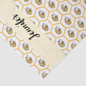 Papier Mousseline Yellow Beehive and Bumblebee Pattern Monogram Name (Détail)