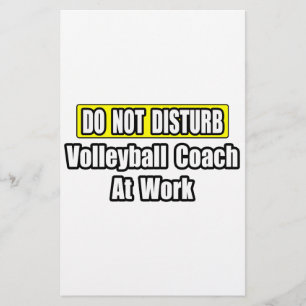 Papier Ne Dérangez Pas...Un Entraîneur De Volley-Ball Au