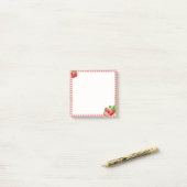 Papier-notes Post-it® Gingham Fraise (Sur un bureau)