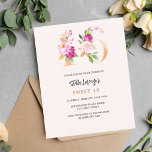 Papier Pêche rose or floral Sweet 16 invitation budgétair<br><div class="desc">Une invitation moderne, élégante et glamour pour une fête Sweet 16, 16e anniversaire. Un arrière - plan de couleur pêche. Décoré avec des numéros de foral en faux or et rose. Le nom est écrit avec un script de style moderne écrit à la main. Personnalisez et ajoutez les détails de...</div>