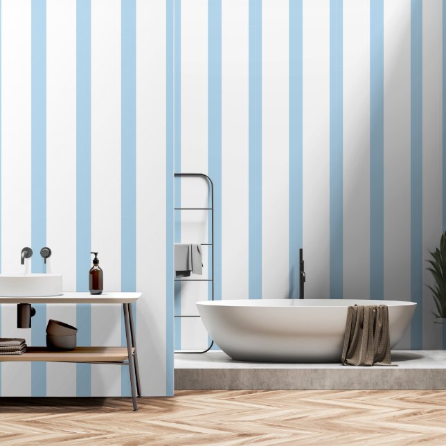 Papier Peint Bleu ciel pastel sur rayures blanches (Salle de bain)