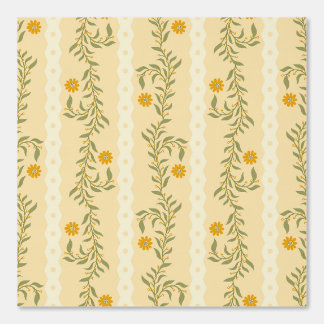 Papier Peint Cottagecore Climbing Floral Stripes - Light Yellow