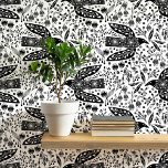 Papier Peint Doves et fleurs Oiseaux noirs et blancs<br><div class="desc">Des colombes et des fleurs d'oiseau motif en noir et blanc. Transformez votre espace avec ce papier peint charmant qui présente des tourterelles volantes et des fleurs sauvages florissantes dans un style d'art populaire dynamique. Le motif botanique à fleurs et aux oiseaux complexes ajoute une touche de fantaisie et de...</div>
