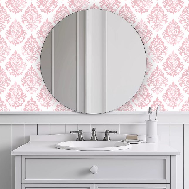 Papier Peint Rose élégant monochromatique (Monochromatic Elegant Pink Wallpaper in a white bathroom.)