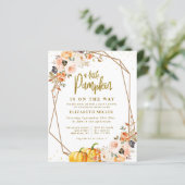 Papier petit citrouille or blush baby shower floral invit (Debout devant)