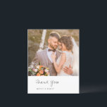 Papier Photo minimaliste Moderne Mariage Budget Merci<br><div class="desc">Carte de remerciements mariage économique moderne avec une mise en page simple et minimale avec polices serif et script avec votre photo préférée.</div>