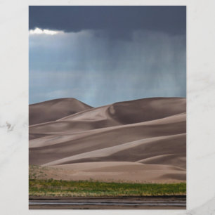 Papier Pluie sur les grandes dunes de sable