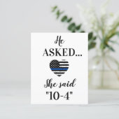 Papier Police Police Police Mariage Enregistrer La Date (Debout devant)