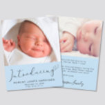 Papier Présentation de Photos Faire-part de naissance Ble<br><div class="desc">Un faire-part de naissance de bébé bleu pastel simple et mignon et abordable. Le recto présente la photo de votre nouveau-né, son nom complet, sa date d'arrivée et ses statistiques de naissance, ainsi que l'"introduction" écrite dans un script stylé se terminant par un épanouissement cardiaque. Au verso, vous pouvez ajouter...</div>