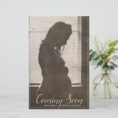 Papier Prochainement - De grandes attentes (Debout devant)