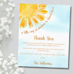 Papier Rayon Budget Du Merci De Baby shower Sunshine<br><div class="desc">Ce carte de remerciements de baby shower économique comporte le texte "Un petit rayon de soleil est presque ici !" avec un soleil d'aquarelle jaune et un arrière - plan de ciel bleu. Parfait pour un baby shower sans distinction de genre. Facile à personnaliser. Utilisez l'outil de conception pour modifier...</div>