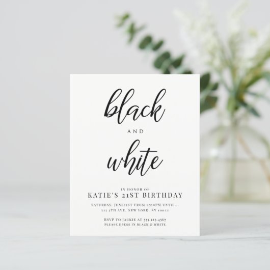 Papier Remise Elegant Black and White Party Invitations (Debout devant)