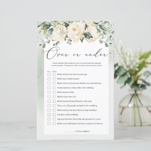 Papier Roses blanches verdure au-dessus ou sous le jeu nu (Debout devant)