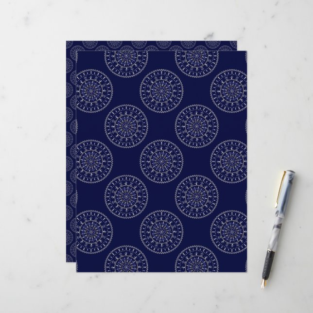 Papier Scandinave Ditsy Winter Navy & Gold Pois (Devant/Arrière en situation)