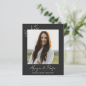 Papier Script moderne 2023 Photo Grad Party Faire-part (Debout devant)