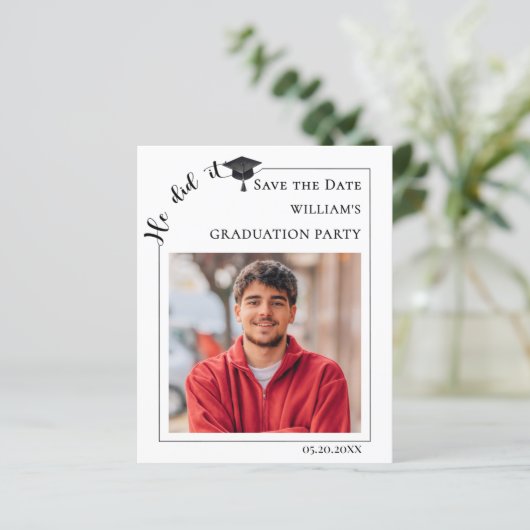Papier Simple modern photo Graduation Save the Date card (Debout devant)