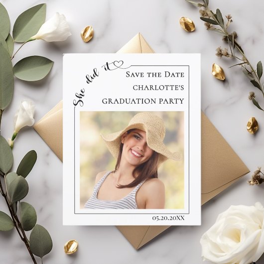 Papier Simple modern photo Graduation Save the Date card