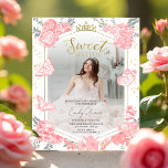 Papier Sweet 16 Budget Photo Invitation Papillon rose<br><div class="desc">Célébrez votre Sweet 16 de la manière la plus enchanteresse! Nos invitations rose florale aquarelle,  ornées de papillons appétissants,  donnent le ton d'une célébration fantasque. Complétez-les avec notre confetti spectaculaire pour une pop joyeuse! Transformez votre fête en une fleur euphorique et créez des souvenirs aussi colorés que nos invitations.</div>
