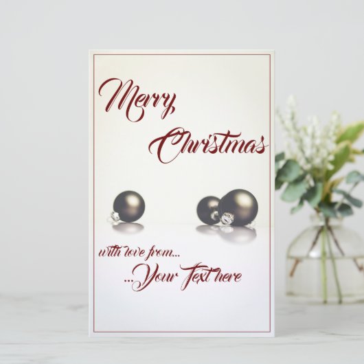 Papier Trois boules de noël devant un arrière - plan lége (Debout devant)