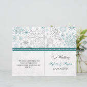Papier Turquoise White snowflakes mariage d'hiver (Debout devant)