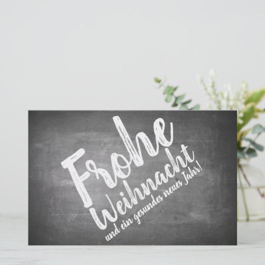 Papier Weihnachtsgrüße auf der Kreidetafel (Debout devant)