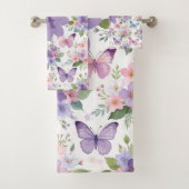 Papillon à l'aquarelle dans une prairie & monogram (En situation)