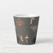 papillon de nuit motif Latte Mug (Devant)