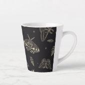 papillon de papillon de nuit motif Latte Mug (Droite)