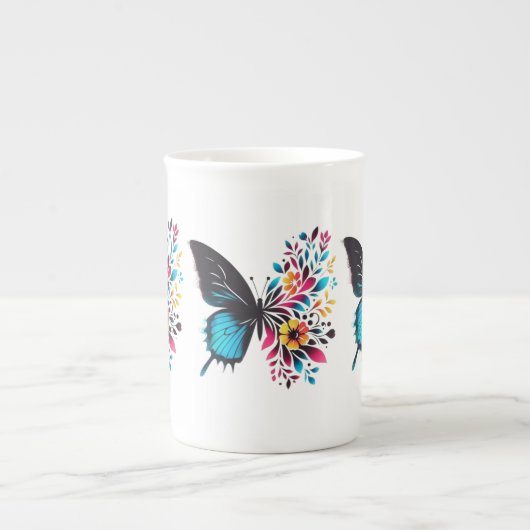 Papillon élégant et mug florale (Devant)
