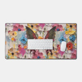 Papillon en bois sur le mât de bureau de fleurs (Clavier et souris)