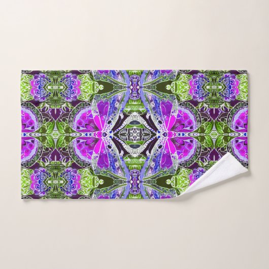Papillon et Médaillon Motif Batik en violet (Serviette à main)