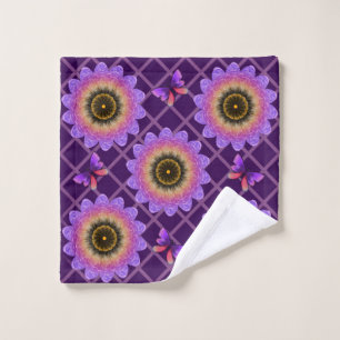 Papillon et motif de grille de fleurs Cottagecore