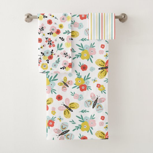 Papillon et motif floral (En situation)