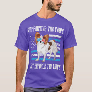 Papillon hond met koele US vlag bril ondersteunend T-shirt