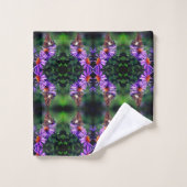 Papillon Lady Peint Sur Aster Flower Abstrait (Gant de toilette)