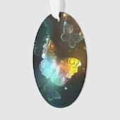 Papillon lumineux et papillons de nuit (devant)