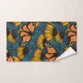 Papillon monarque sur confluents jaunes (Serviette à main)