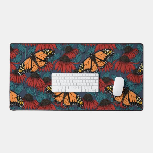 Papillon monarque sur des fleurs rouges (Clavier et souris)